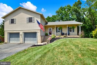 215 OPAL DR, Chambersburg, PA 17202
