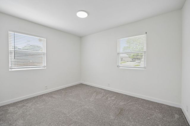 1905 Reever Street, Arlington, TX 76010