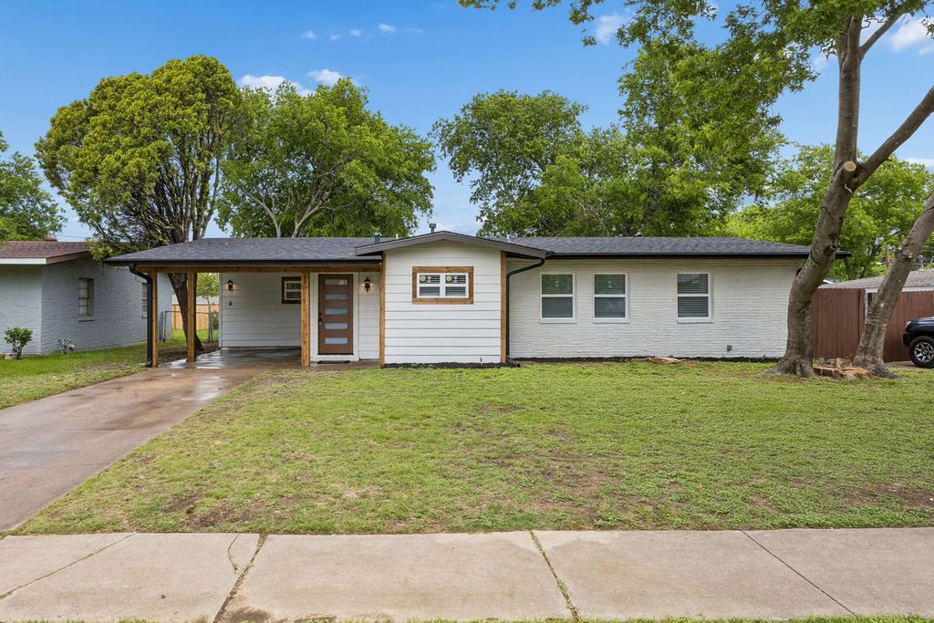 1905 Reever Street, Arlington, TX 76010
