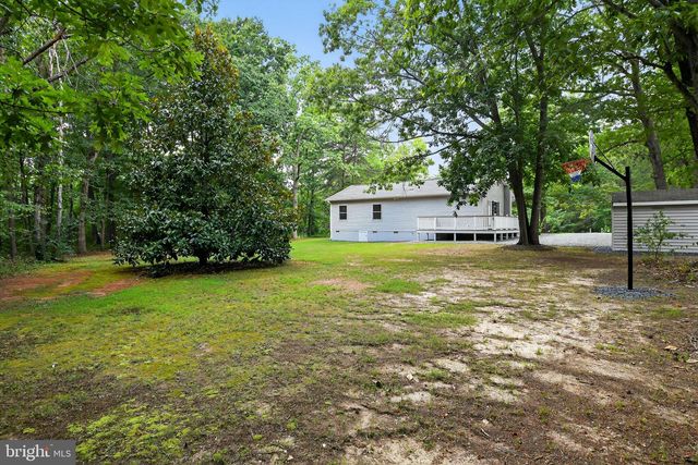 1339 HARRIS CREEK RD, Louisa, VA 23093