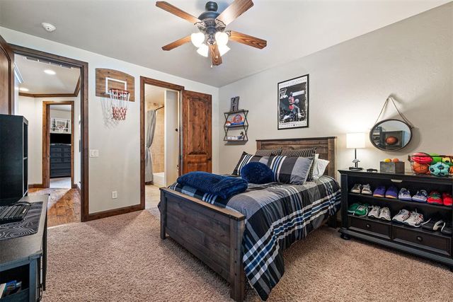 11900 Scenic Meadow Road, Oklahoma City, OK 73173