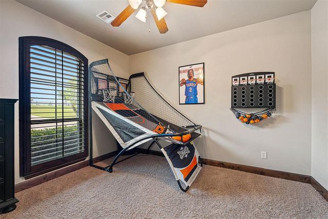 11900 Scenic Meadow Road, Oklahoma City, OK 73173