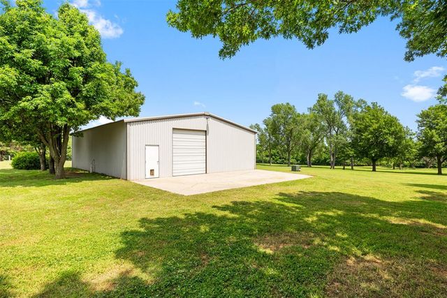 11900 Scenic Meadow Road, Oklahoma City, OK 73173