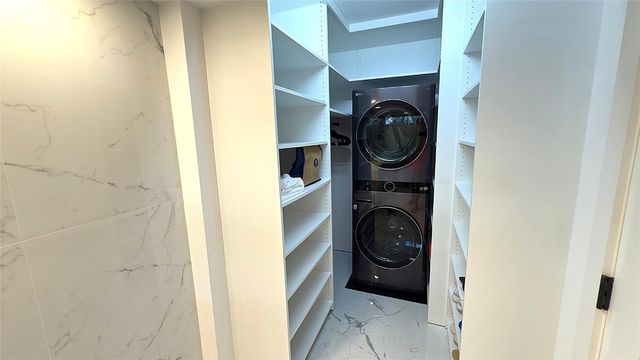 10 SE 13th Street B3, Boca Raton, FL 33432