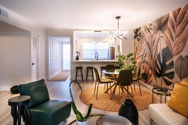 10 SE 13th Street B3, Boca Raton, FL 33432