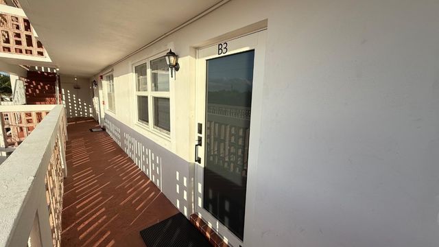 10 SE 13th Street B3, Boca Raton, FL 33432