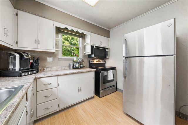 1141 Lincoln Way, White Oak, PA 15131