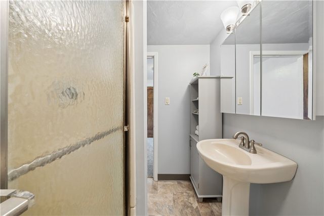1141 Lincoln Way, White Oak, PA 15131
