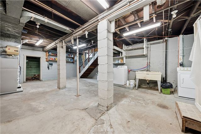 1141 Lincoln Way, White Oak, PA 15131