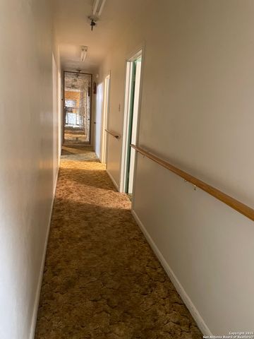 15986 KELLER, Lacoste, TX 78039