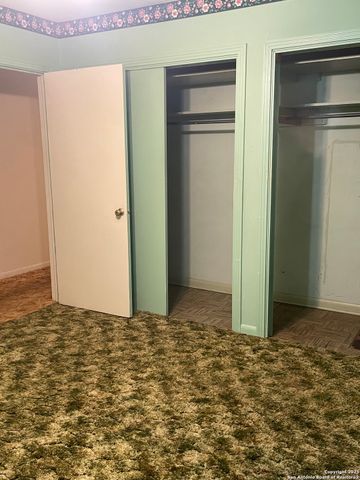 15986 KELLER, Lacoste, TX 78039