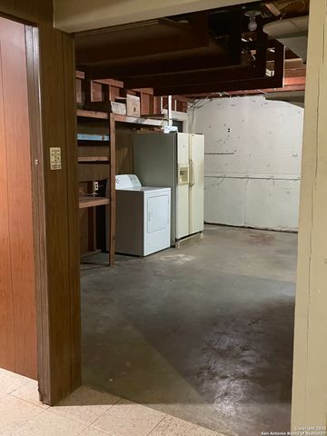 15986 KELLER, Lacoste, TX 78039