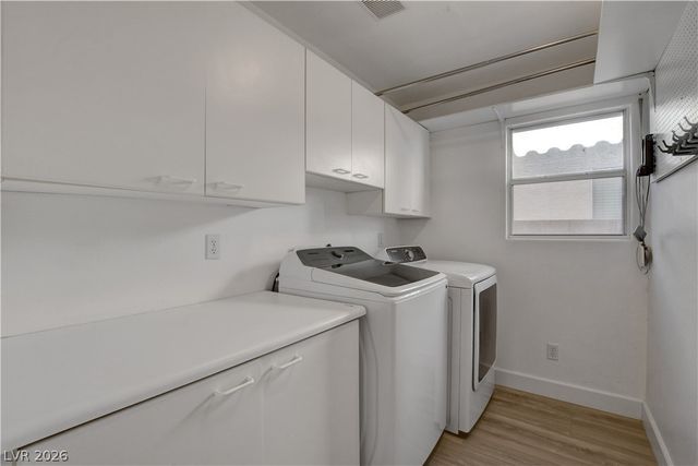 8308 Raphael Court, Las Vegas, NV 89129