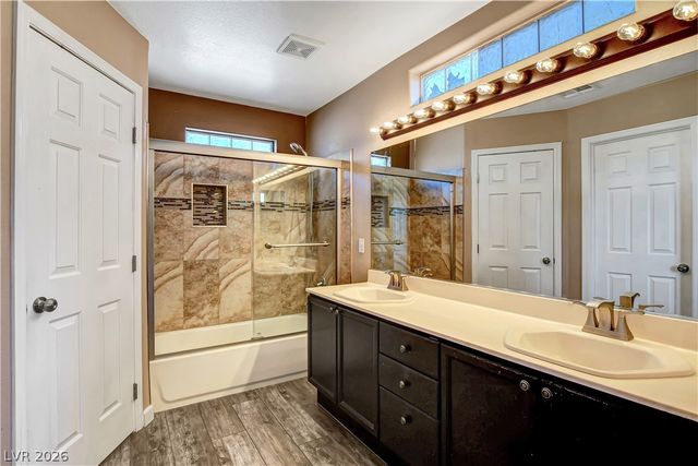 8308 Raphael Court, Las Vegas, NV 89129