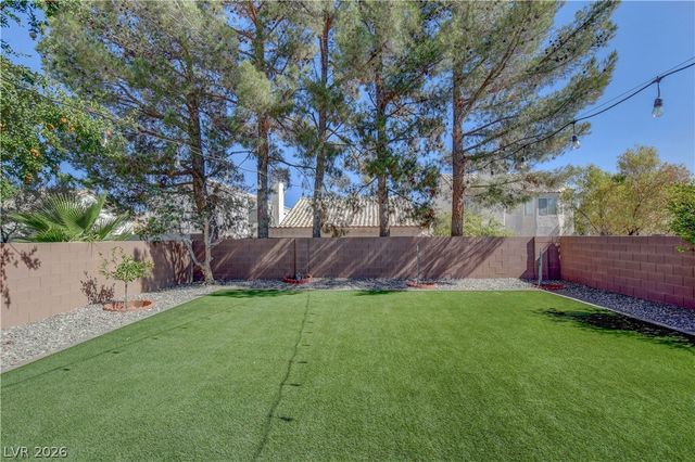 8308 Raphael Court, Las Vegas, NV 89129