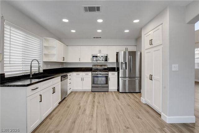 8308 Raphael Court, Las Vegas, NV 89129
