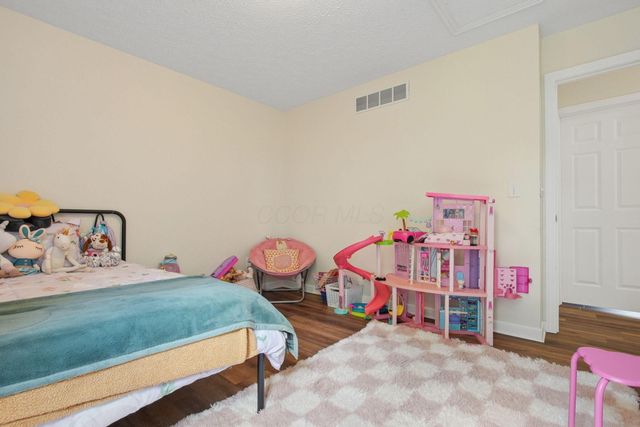 494 Ironhorse Drive, Delaware, OH 43015