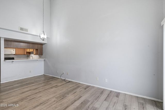 850 S RIVER Drive 1054, Tempe, AZ 85281