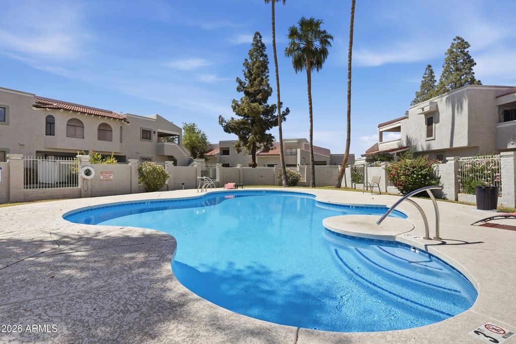 850 S RIVER Drive 1054, Tempe, AZ 85281