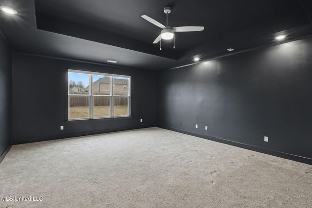 13764 S River Grove Lane, Olive Branch, MS 38654