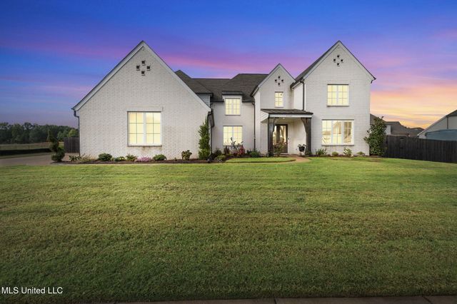 13764 S River Grove Lane, Olive Branch, MS 38654