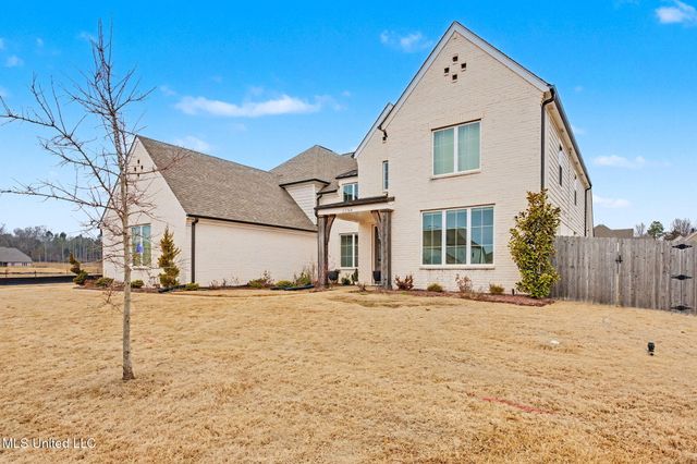 13764 S River Grove Lane, Olive Branch, MS 38654