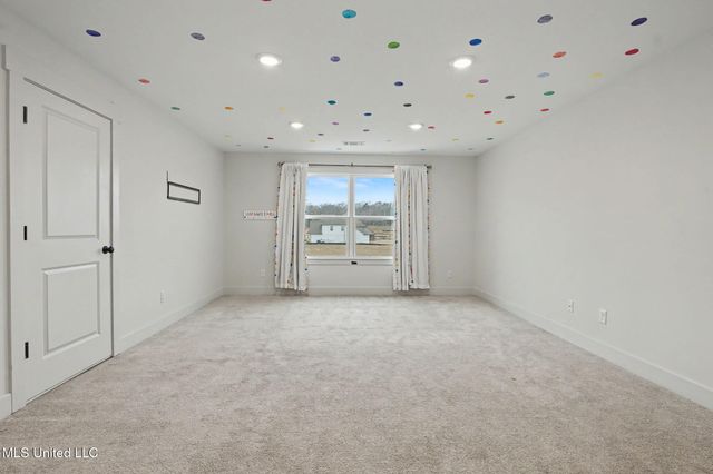 13764 S River Grove Lane, Olive Branch, MS 38654