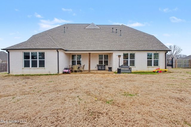 13764 S River Grove Lane, Olive Branch, MS 38654