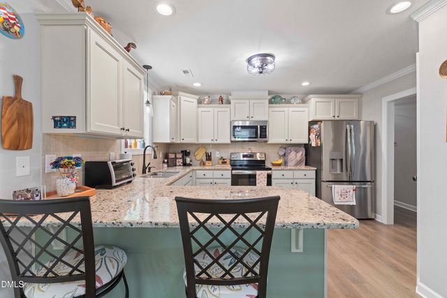 125 Garnet Lane, Clayton, NC 27520