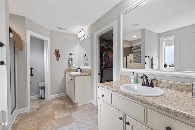 125 Garnet Lane, Clayton, NC 27520