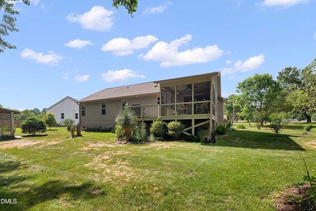 125 Garnet Lane, Clayton, NC 27520