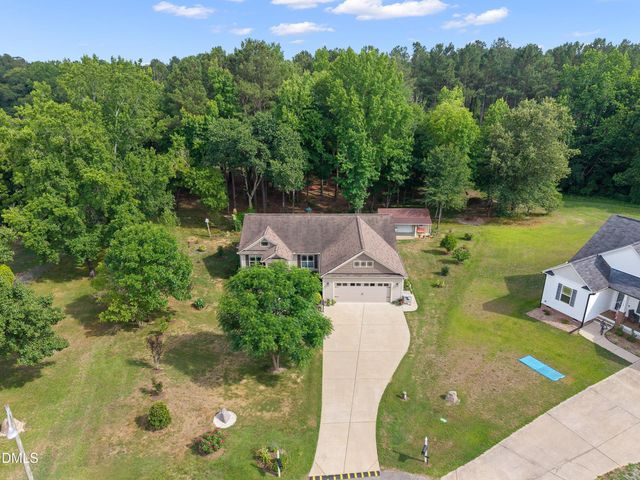 125 Garnet Lane, Clayton, NC 27520