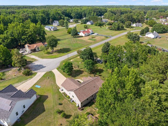 125 Garnet Lane, Clayton, NC 27520