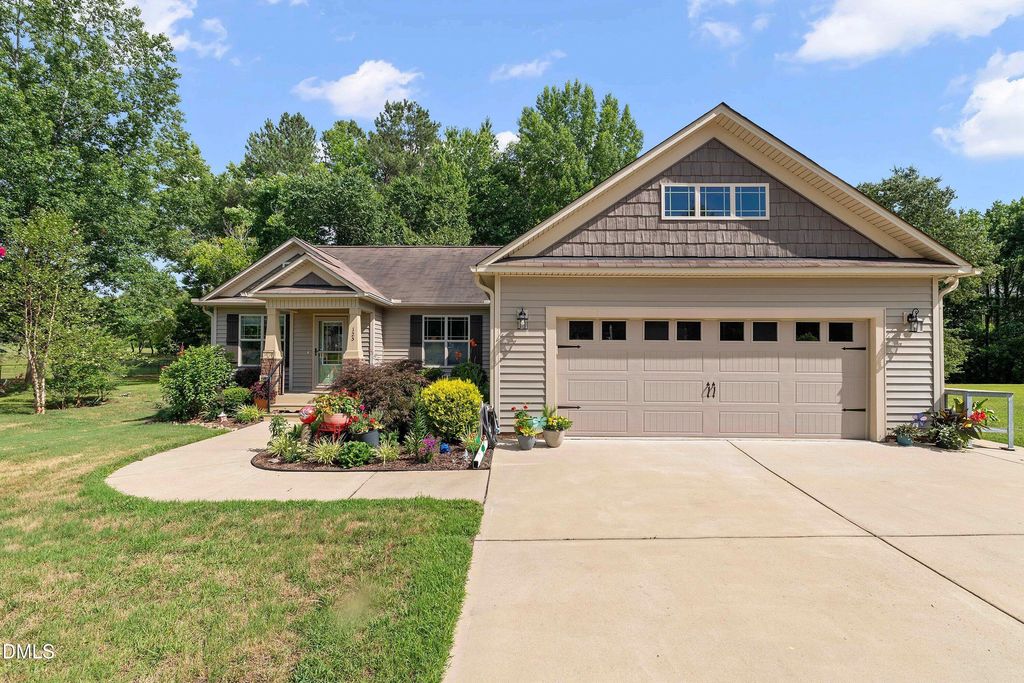 125 Garnet Lane, Clayton, NC 27520