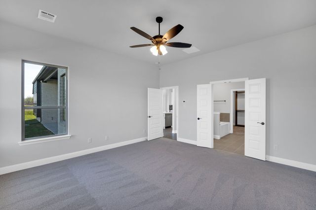 108 Lila Lake Drive, Waxahachie, TX 75165