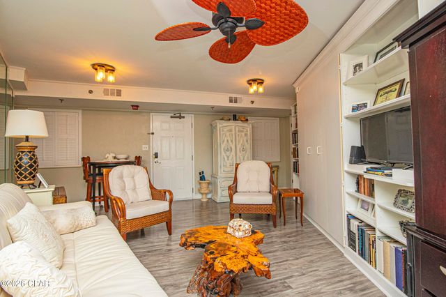 4715 Thomas Drive E-2, Panama City Beach, FL 32408