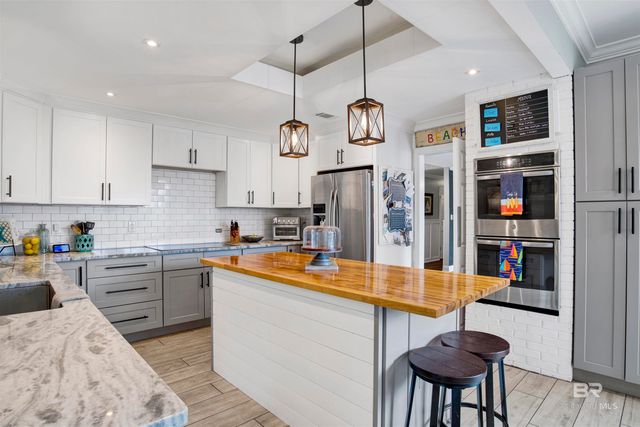 509 Wedgewood Drive, Gulf Shores, AL 36542