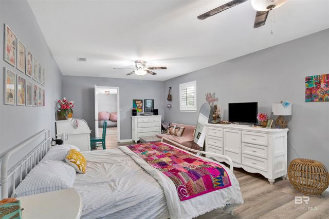 509 Wedgewood Drive, Gulf Shores, AL 36542