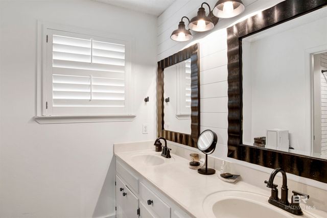 509 Wedgewood Drive, Gulf Shores, AL 36542