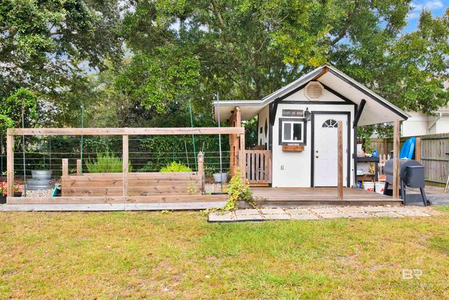 509 Wedgewood Drive, Gulf Shores, AL 36542