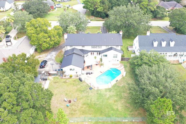 509 Wedgewood Drive, Gulf Shores, AL 36542