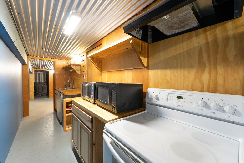 2549 US Hwy 2 E, Kalispell, MT 59901 photo 15