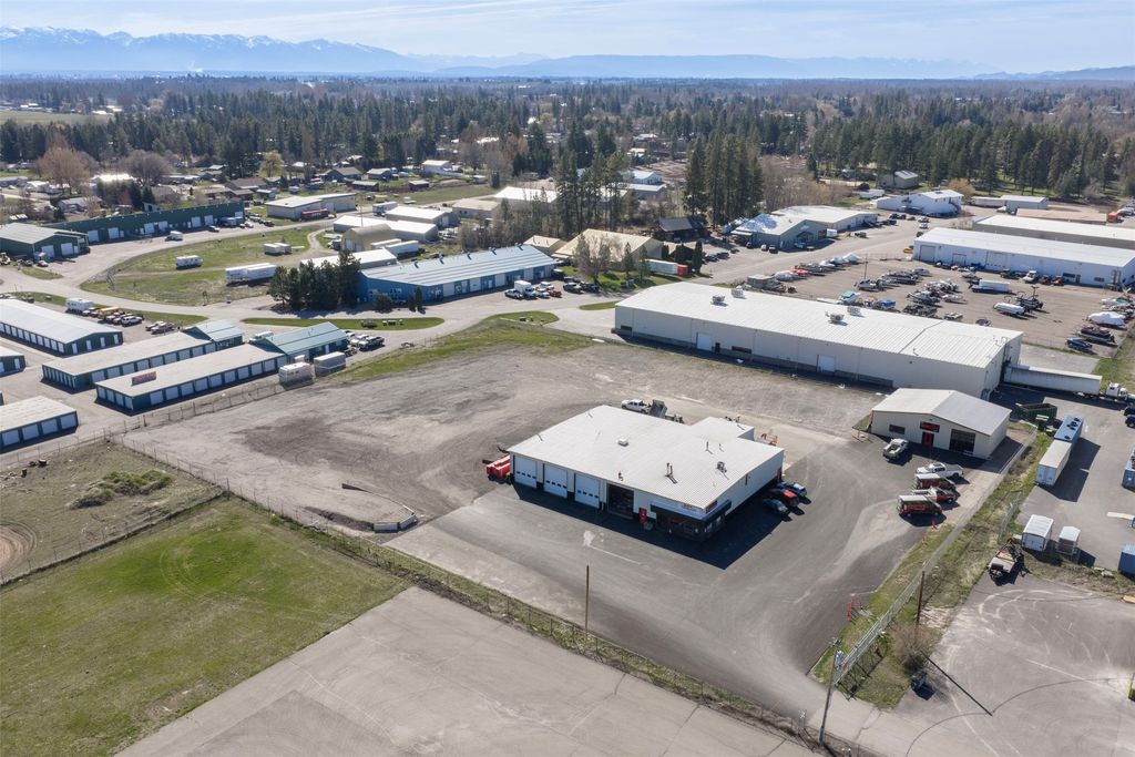 2549 US Hwy 2 E, Kalispell, MT 59901 photo 39