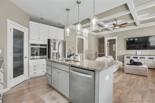 4176 Heitz Ave, Jeffersonville, IN 47130