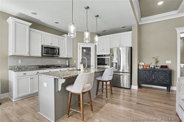 4176 Heitz Ave, Jeffersonville, IN 47130