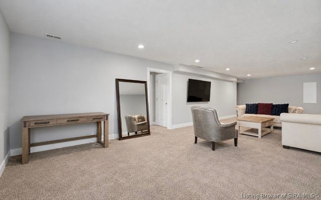 4176 Heitz Ave, Jeffersonville, IN 47130