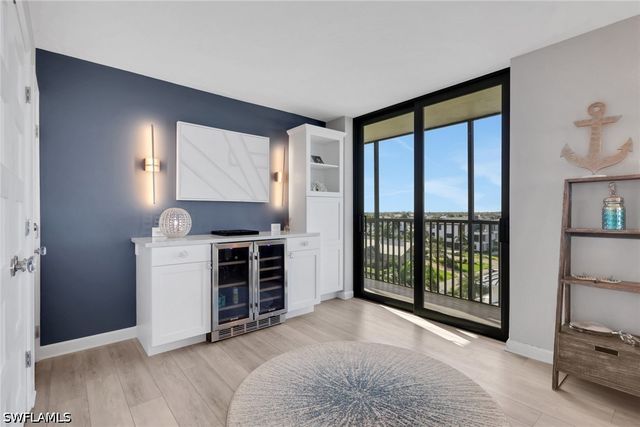 10475 Gulf Shore DR 161, Naples, FL 34108