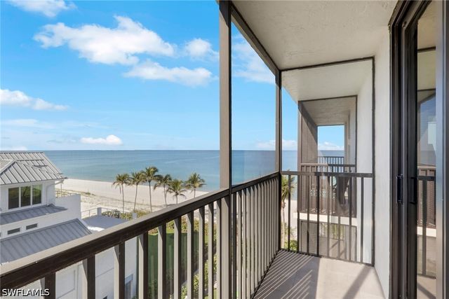 10475 Gulf Shore DR 161, Naples, FL 34108