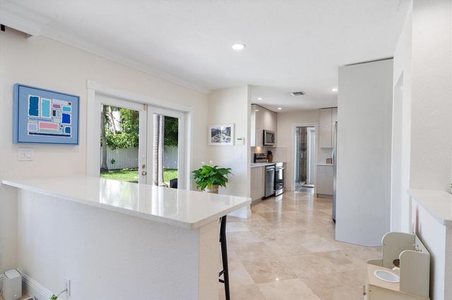 2740 NE 25th Place, Fort Lauderdale, FL 33305