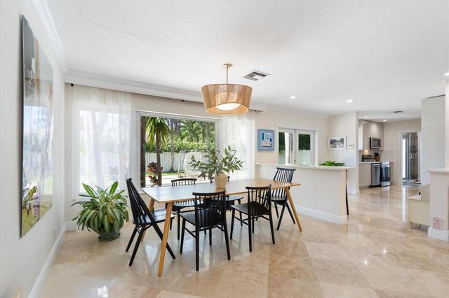 2740 NE 25th Place, Fort Lauderdale, FL 33305